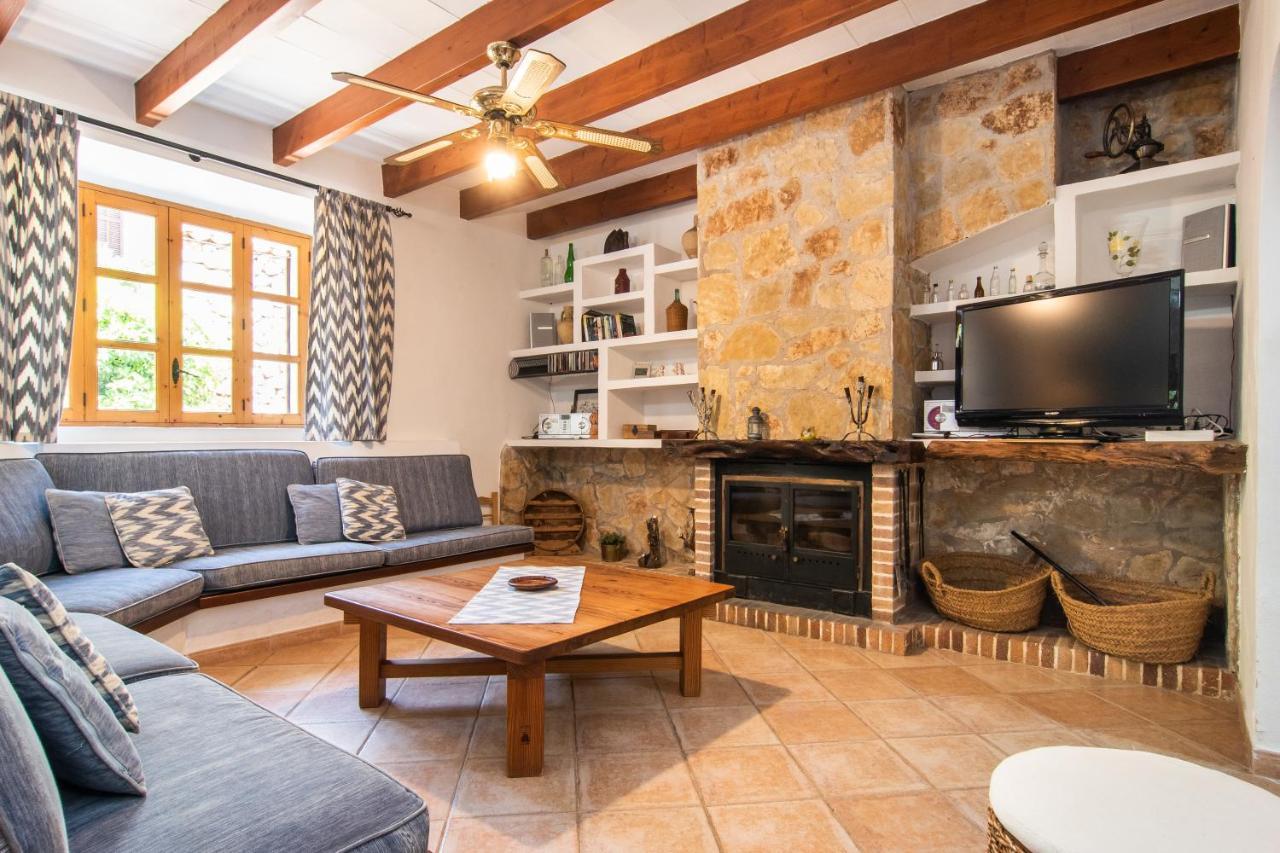 Fabulous Rural House With Views To The Mountains With Swimming Pool Villa Caimari Exterior foto